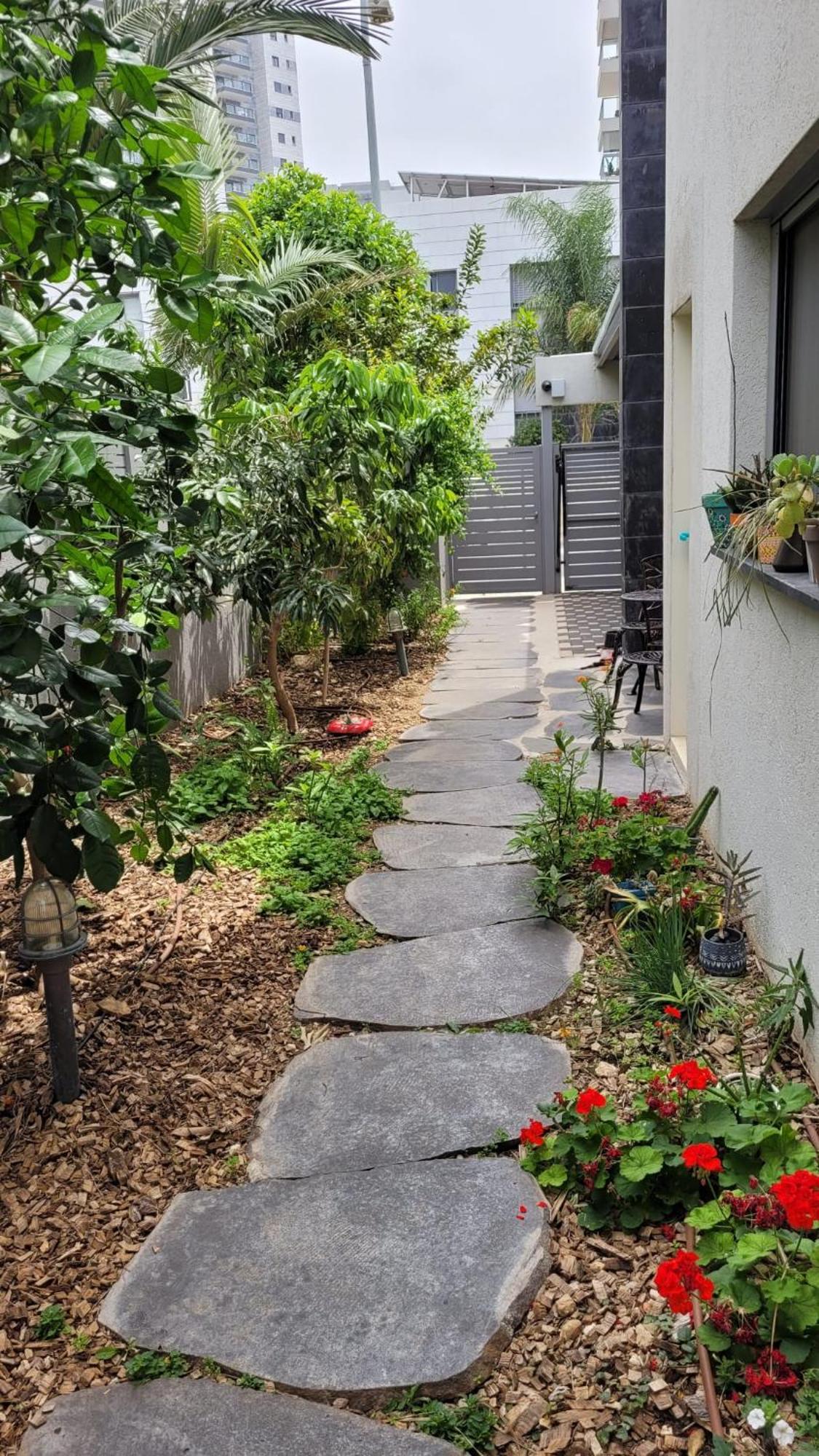 נקודות ריפוי Apartment Tirat Carmel Екстериор снимка
